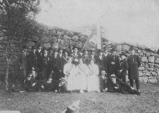 03_erste Fahnerweih 1913